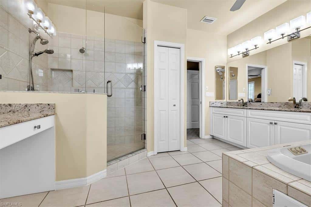12898 Kedleston Cir, Fort Myers, photo 27