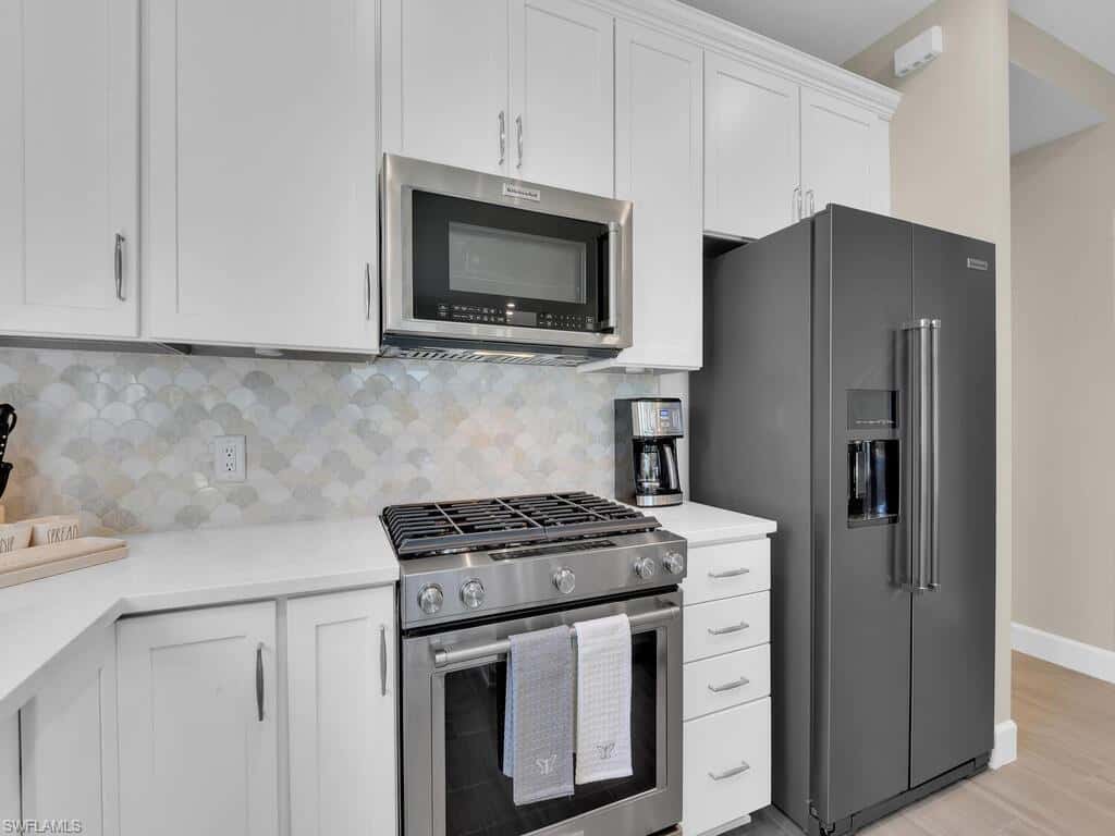 11694 Canal Grande Dr, Fort Myers, photo 13