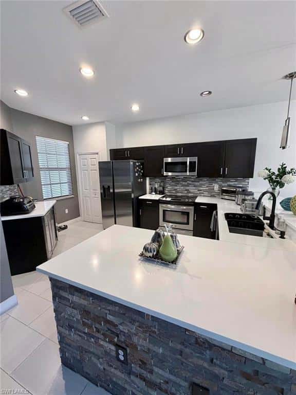 7317 Bristol Cir, Naples, photo 4