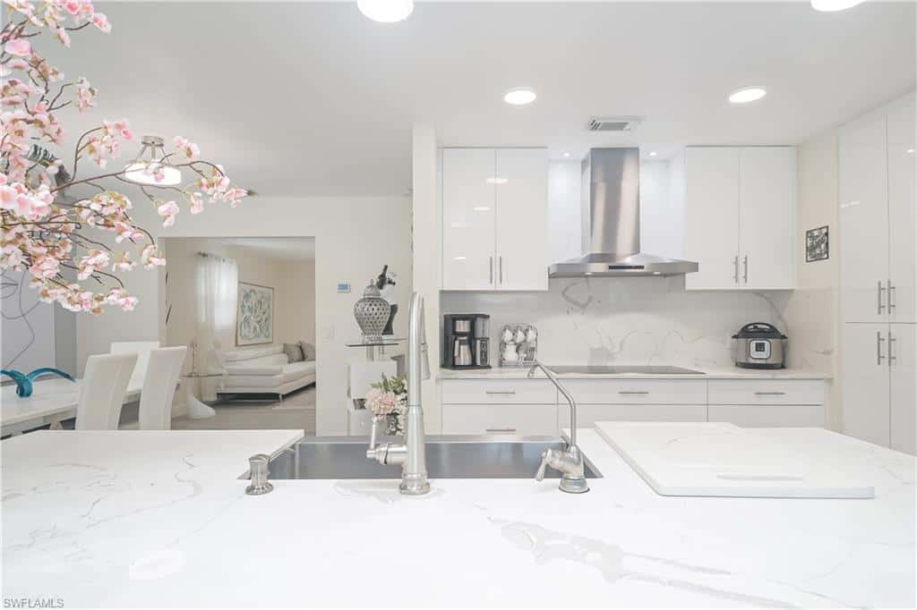 260 8th St, Naples, photo 12