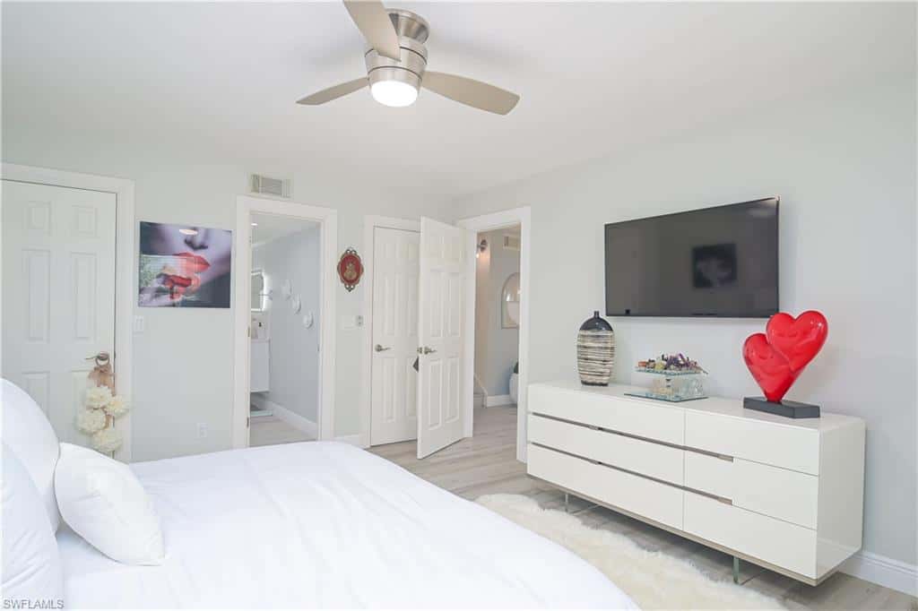260 8th St, Naples, photo 18