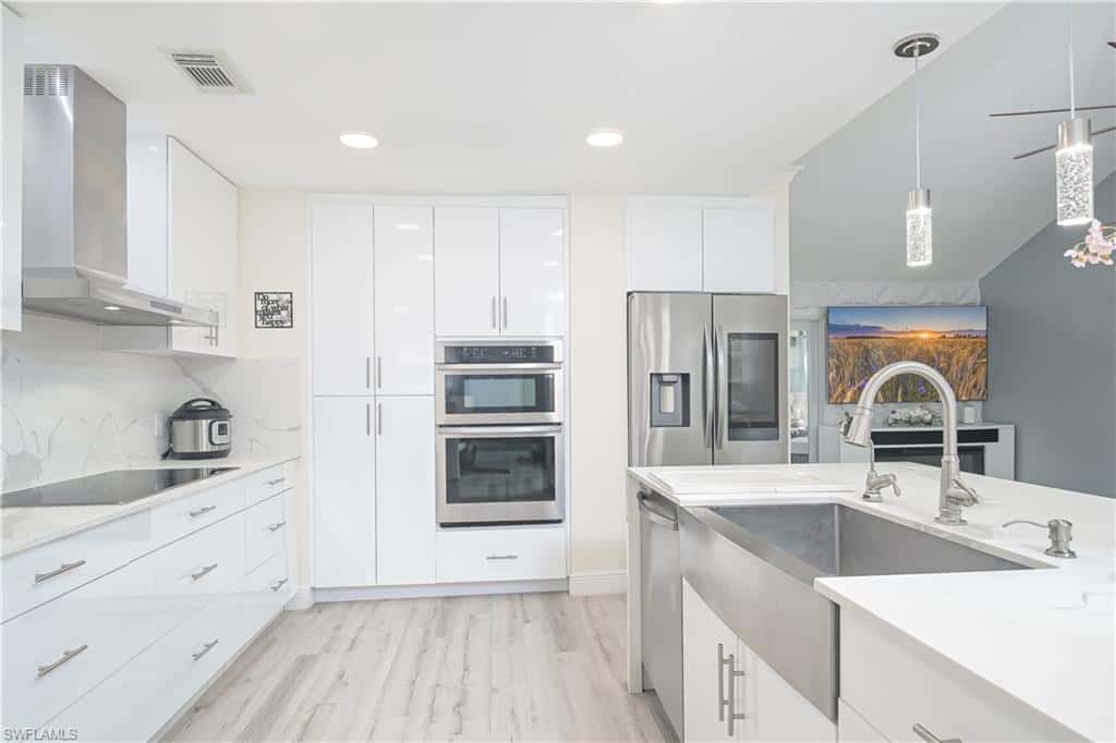 260 8th St, Naples, photo 11
