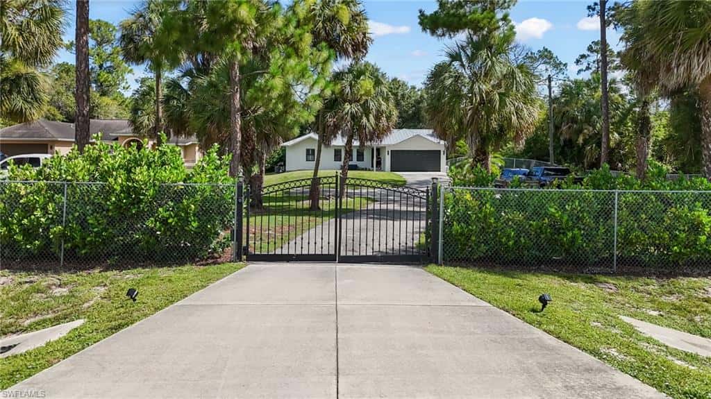 1871 Golden Gate Blvd, Naples, photo 28