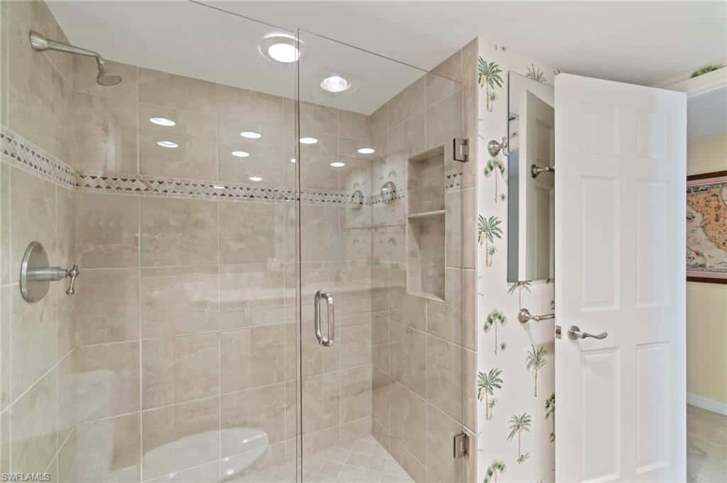 3483 Gulf Shore Blvd #105 - At 2nd Floor Level, Naples, photo 20