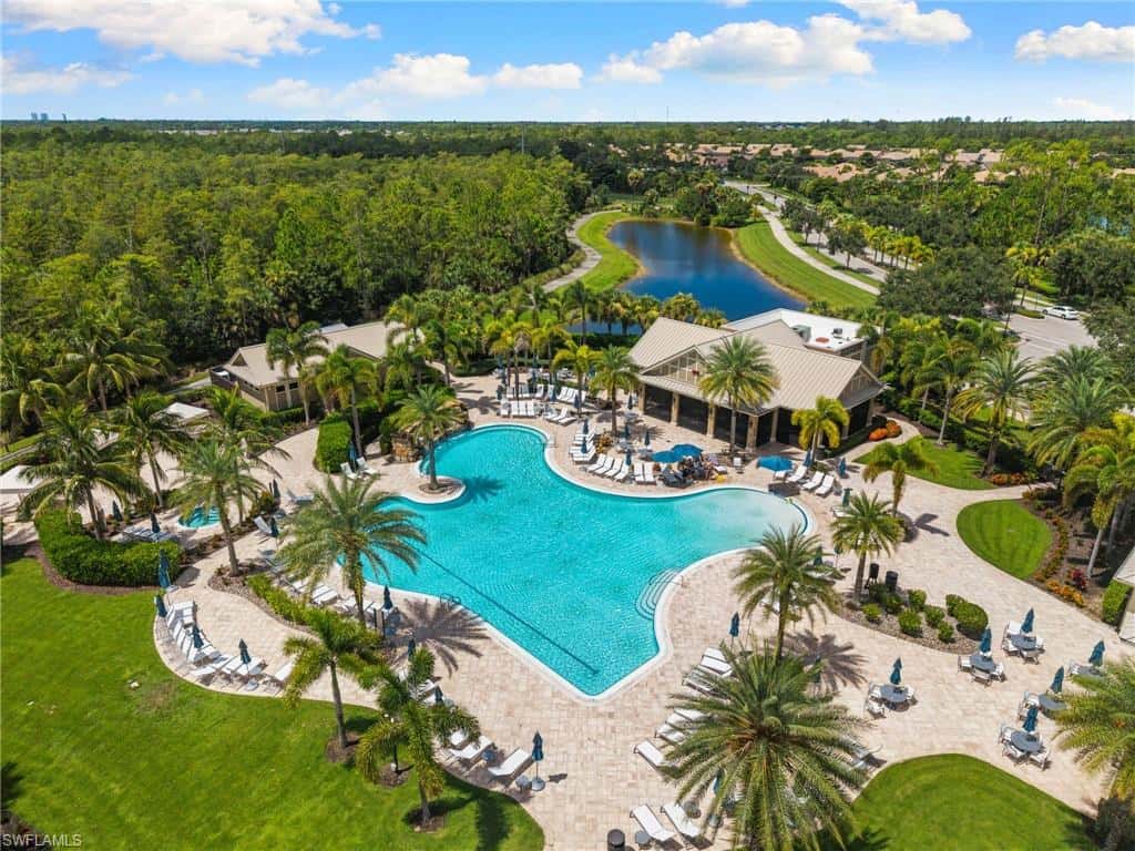 6907 Cocoplum St, Naples, photo 6