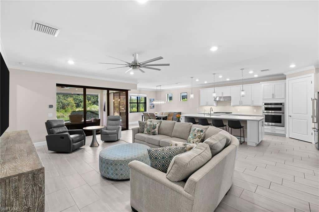 6907 Cocoplum St, Naples, photo 10