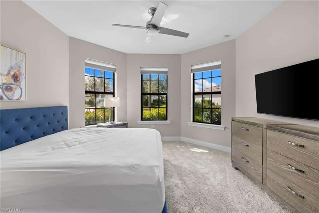 6907 Cocoplum St, Naples, photo 33