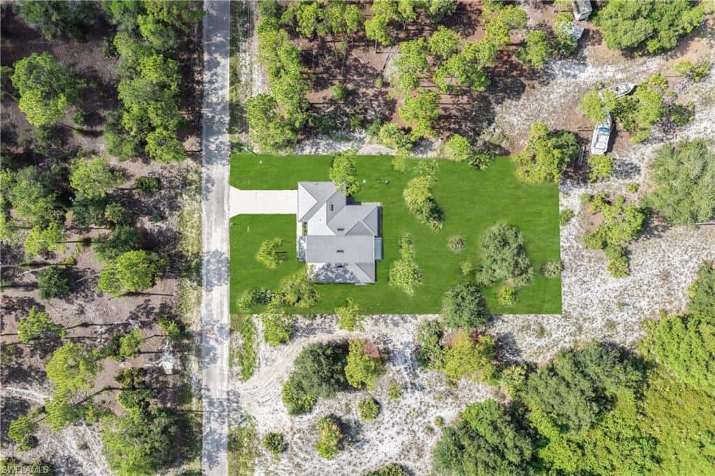 317 Johns Ave, Lehigh Acres, photo 4