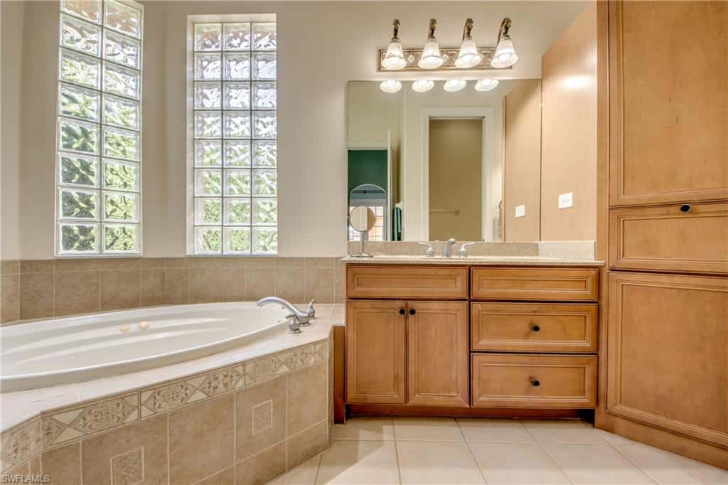 7533 Key Deer Ct, Fort Myers, photo 29