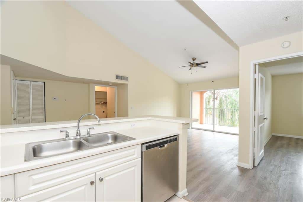 1275 Wildwood Lakes Blvd #303, Naples, photo 13