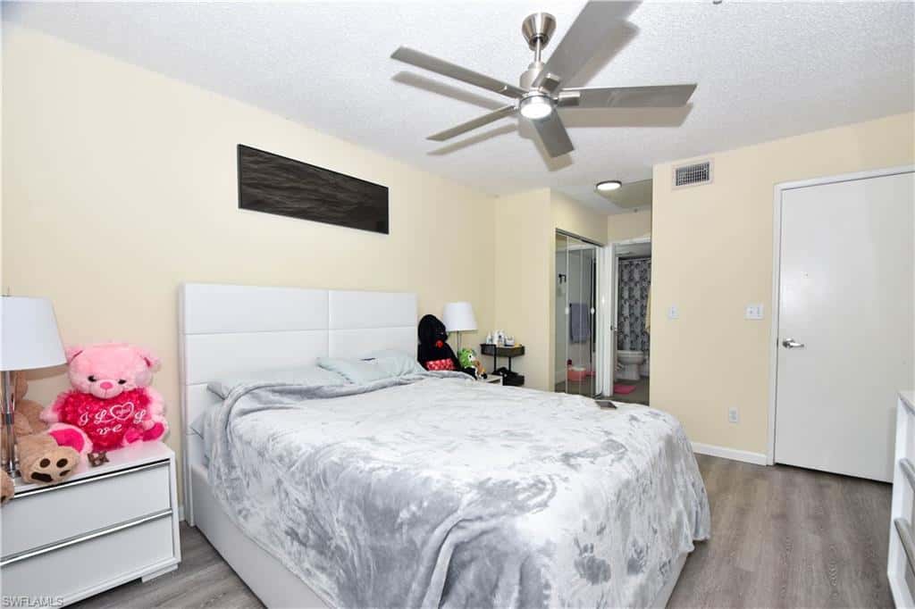 1275 Wildwood Lakes Blvd #303, Naples, photo 17