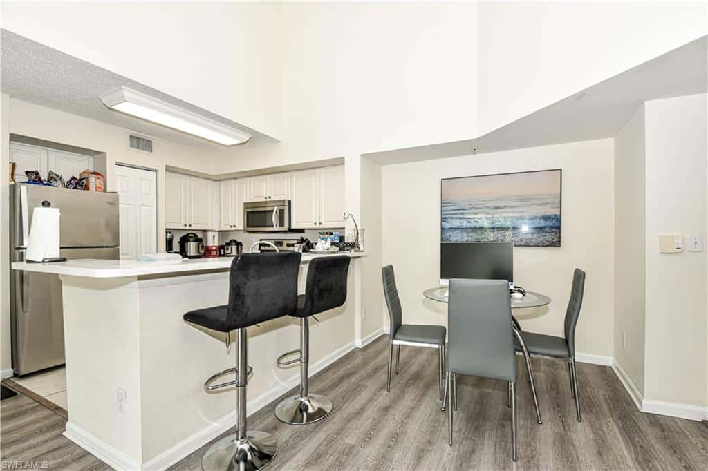 1275 Wildwood Lakes Blvd #303, Naples, photo 10