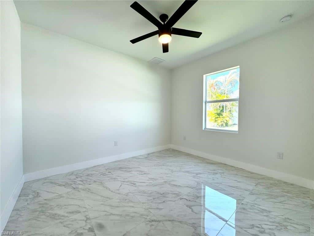 2321 21st Ter, Cape Coral, photo 19