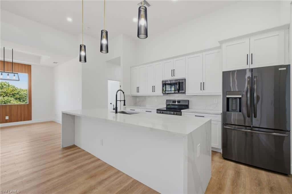 2929 Diplomat Pkwy, Cape Coral, photo 13