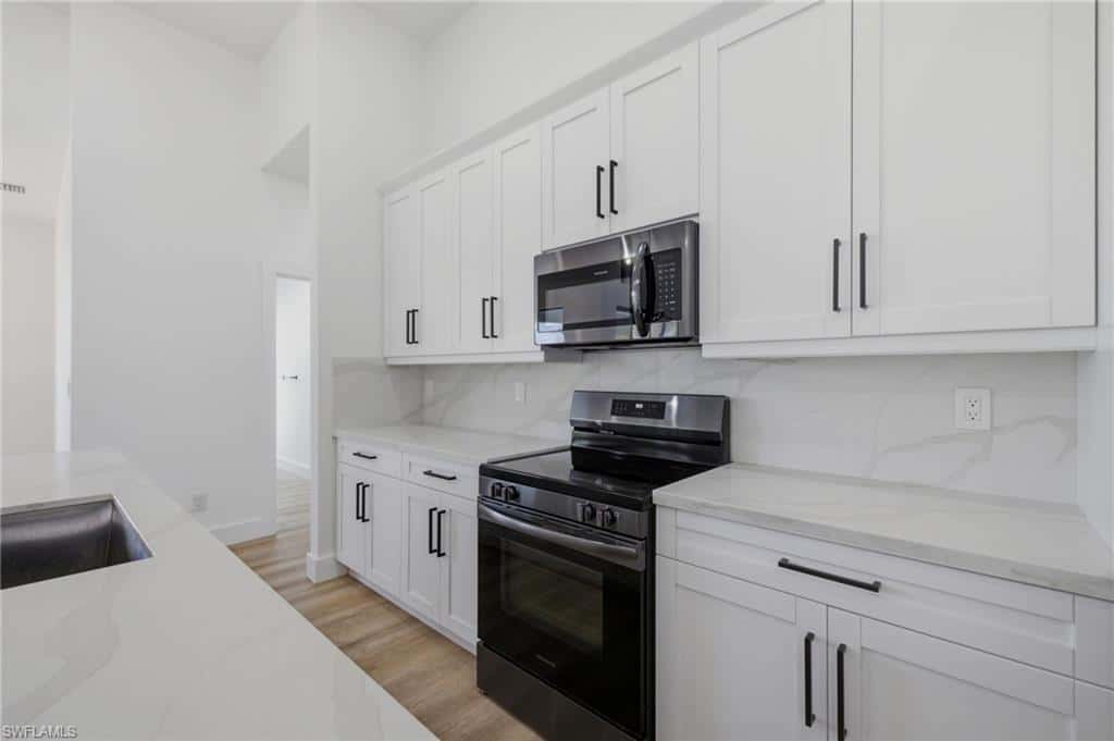 2929 Diplomat Pkwy, Cape Coral, photo 16