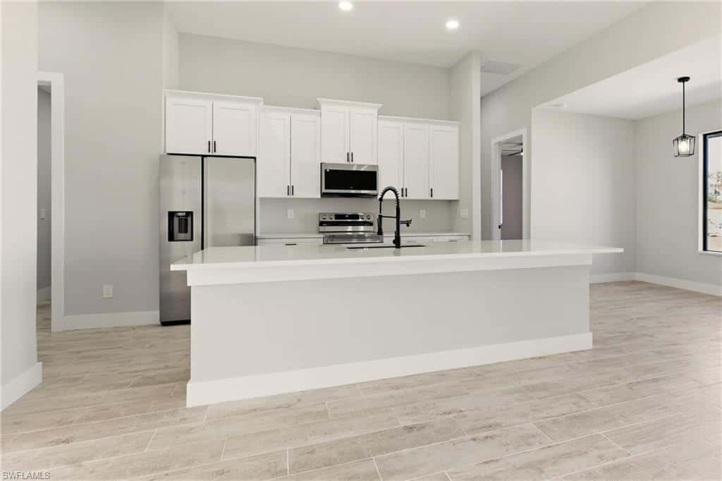 131 Kismet Pkwy, Cape Coral, photo 9