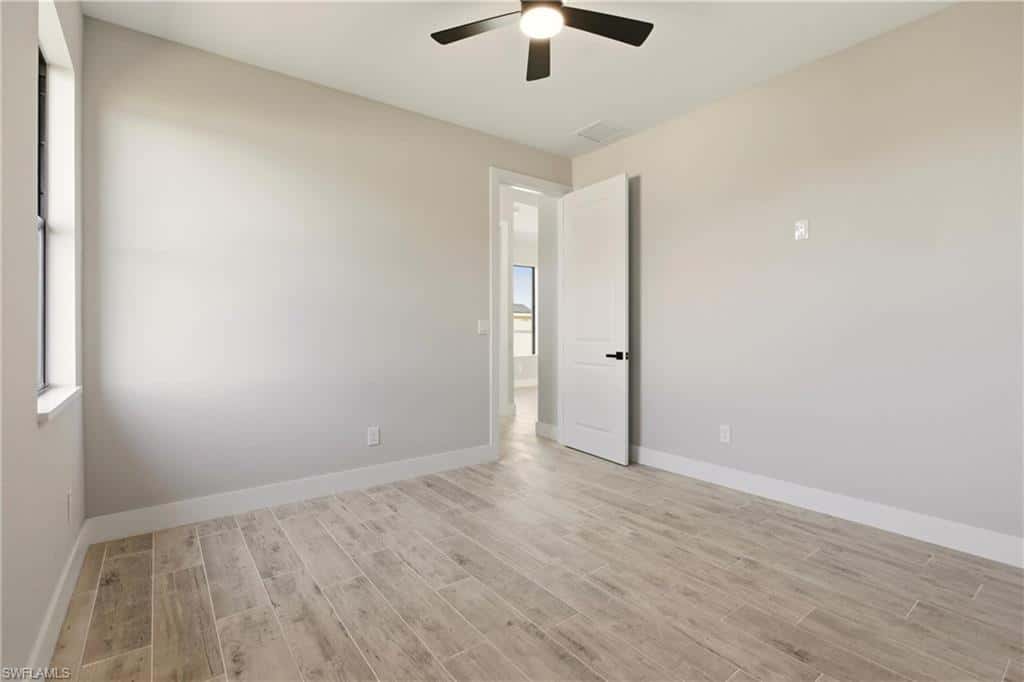 131 Kismet Pkwy, Cape Coral, photo 25