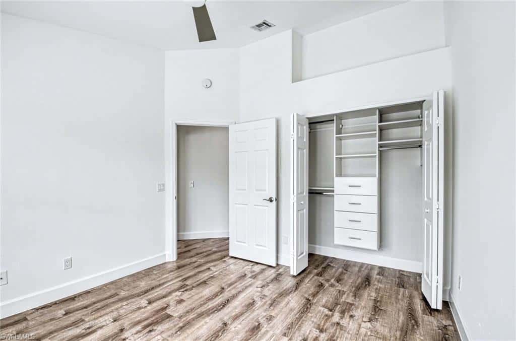 5701 Heron Ln #705, Naples, photo 17
