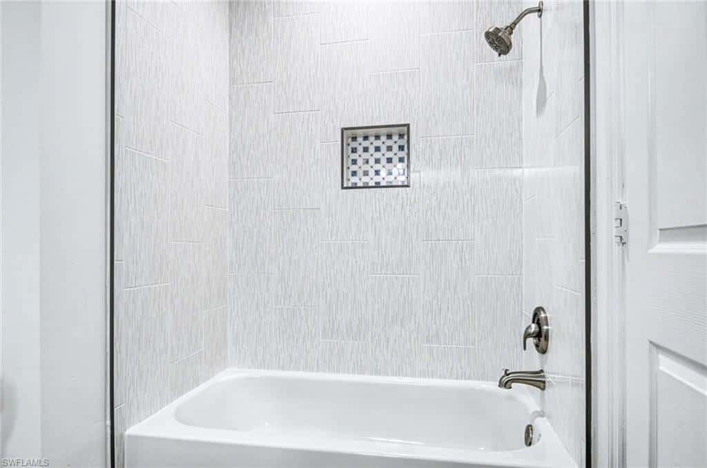 5701 Heron Ln #705, Naples, photo 19