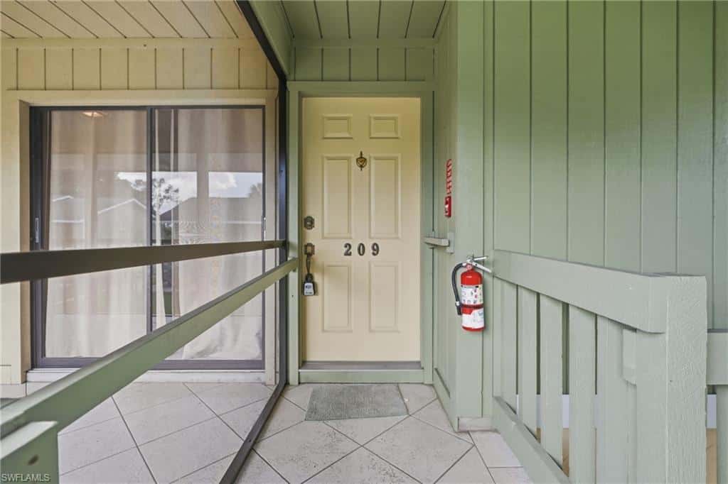 5501 Rattlesnake Hamm Rd #209, Naples, photo 7