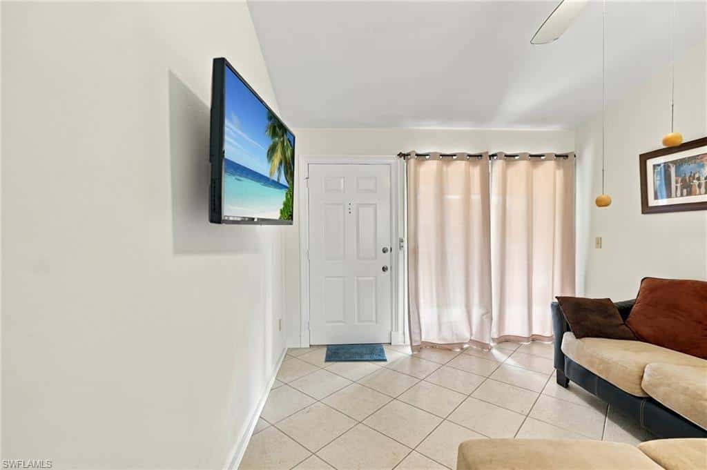 5501 Rattlesnake Hamm Rd #209, Naples, photo 11