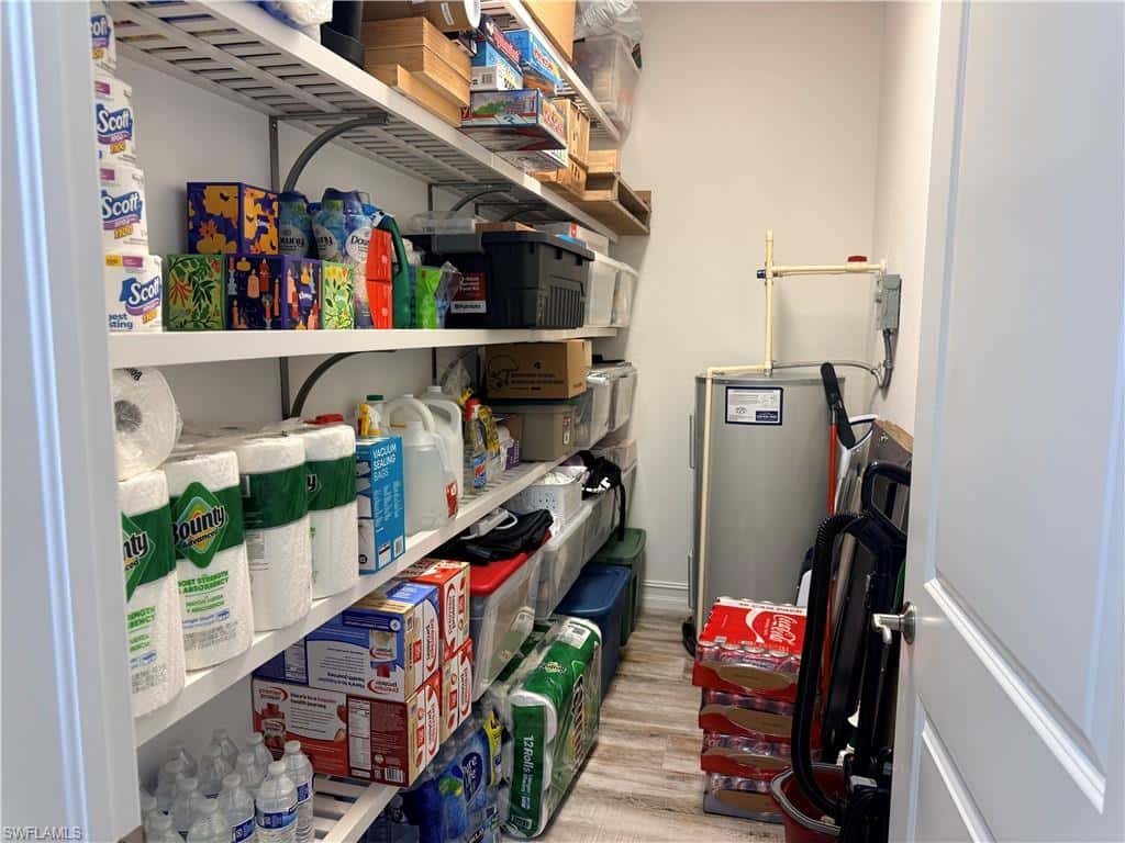 7801 Hawthorne Dr #2701, Naples, photo 27