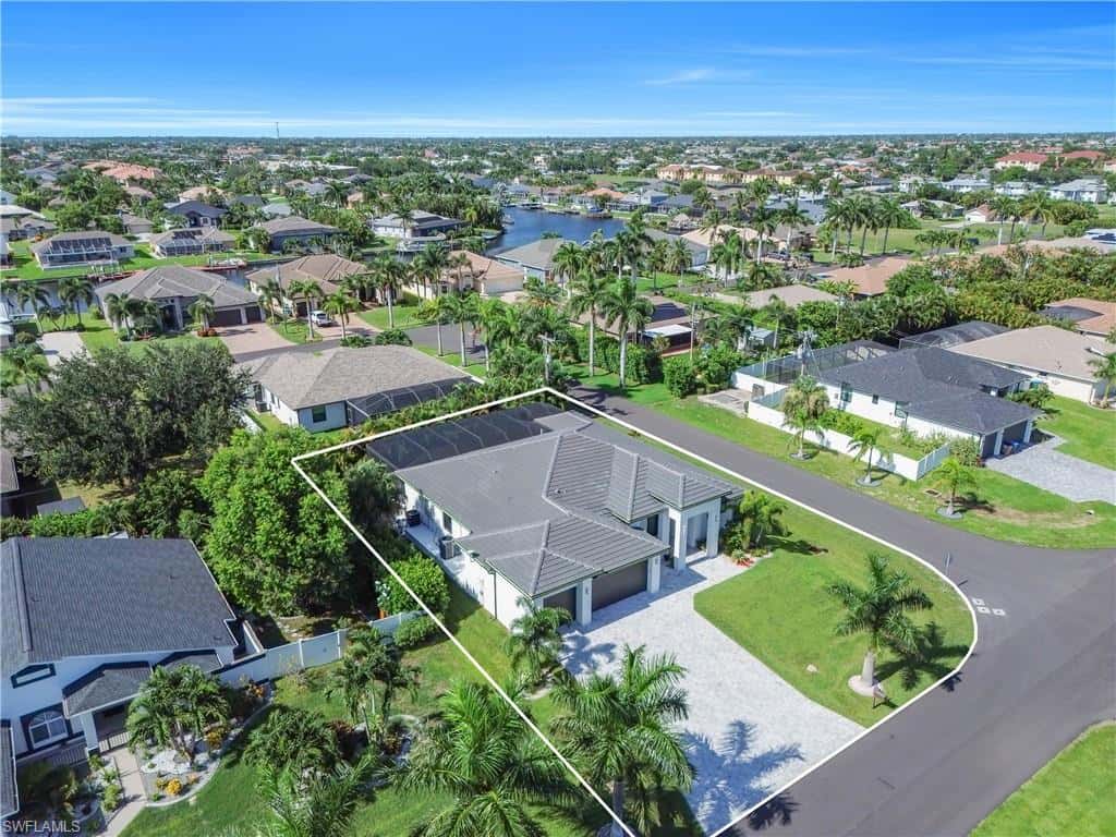 1735 51st Ter, Cape Coral, photo 44