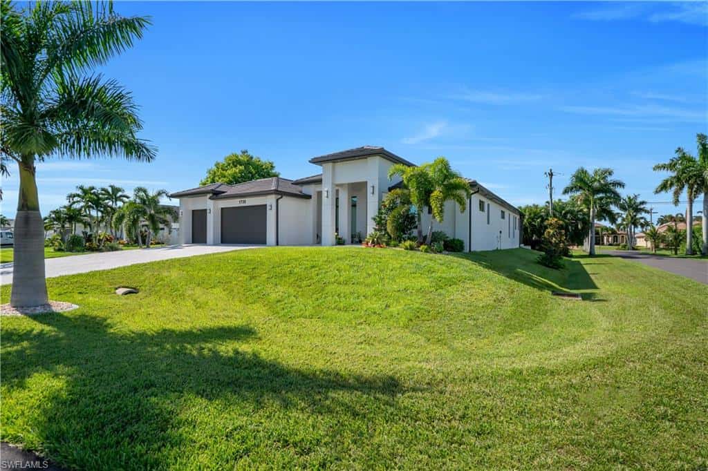 1735 51st Ter, Cape Coral, photo 4