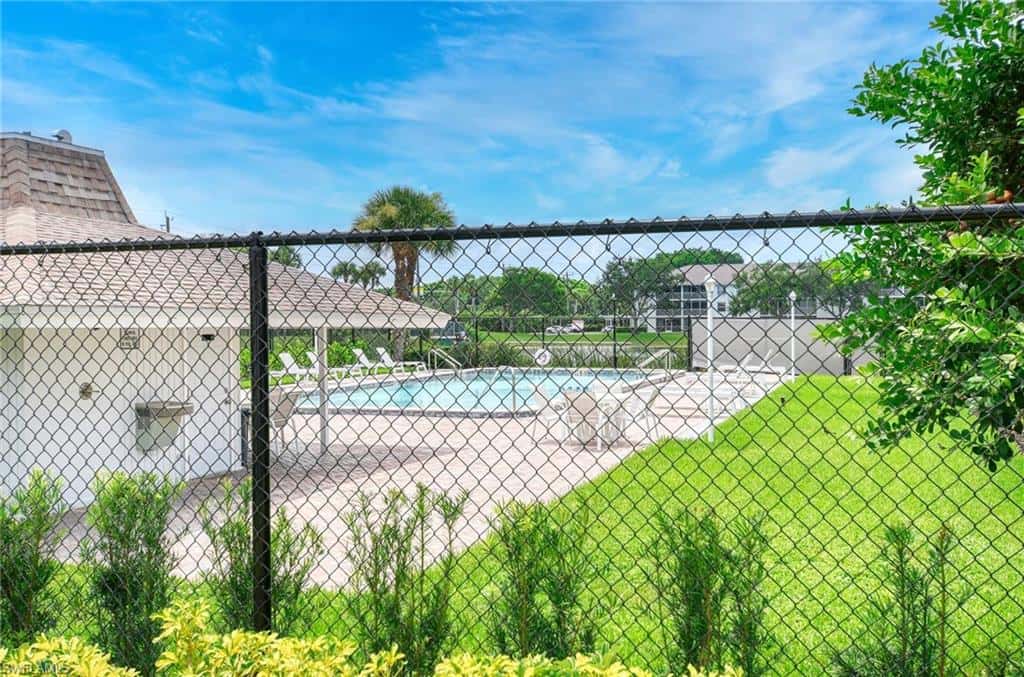 9650 Victoria Ln #104, Naples, photo 16