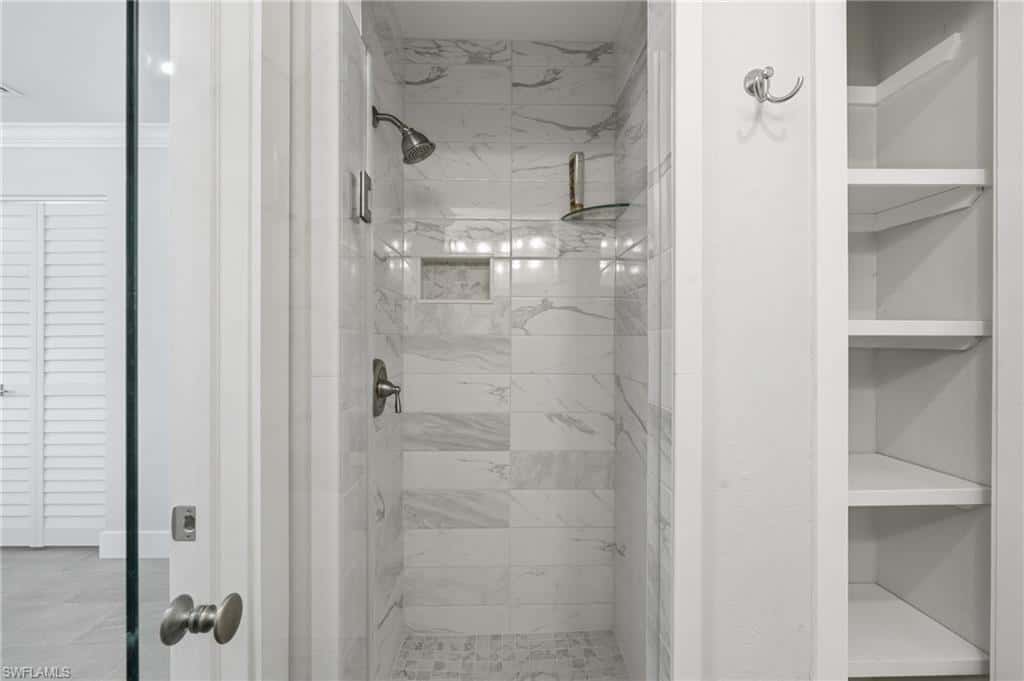 345 Donora Blvd, Fort Myers Beach, photo 6