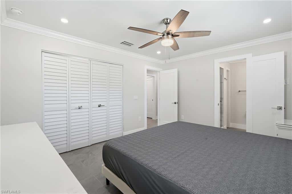345 Donora Blvd, Fort Myers Beach, photo 24