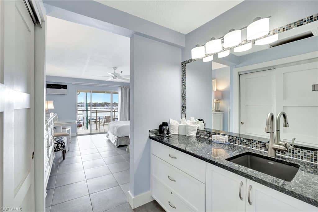 900 Broad Ave #320, Naples, photo 5