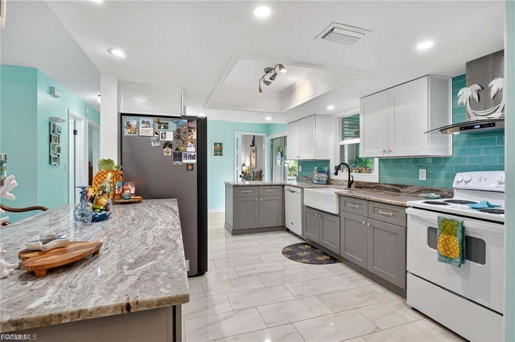 4638 Vinsetta Ave, North Fort Myers, photo 17