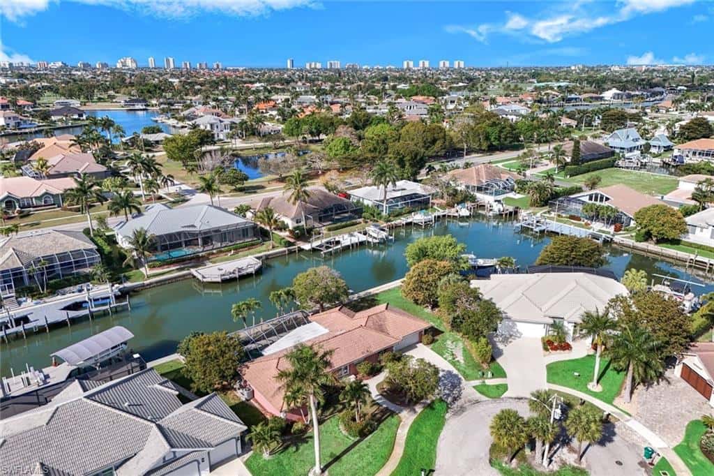 358 Grapewood Ct, Marco Island, photo 9