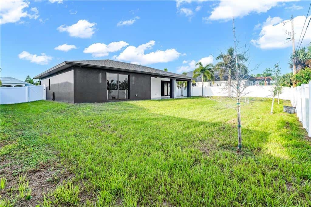 2700 Embers Ter, Cape Coral, photo 40