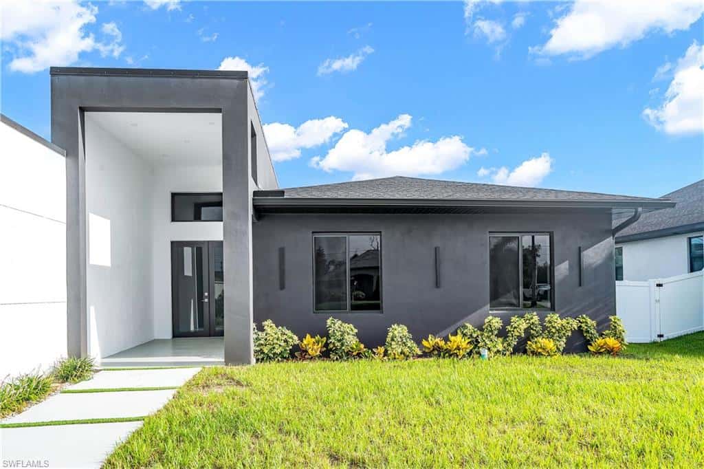 2700 Embers Ter, Cape Coral, photo 4