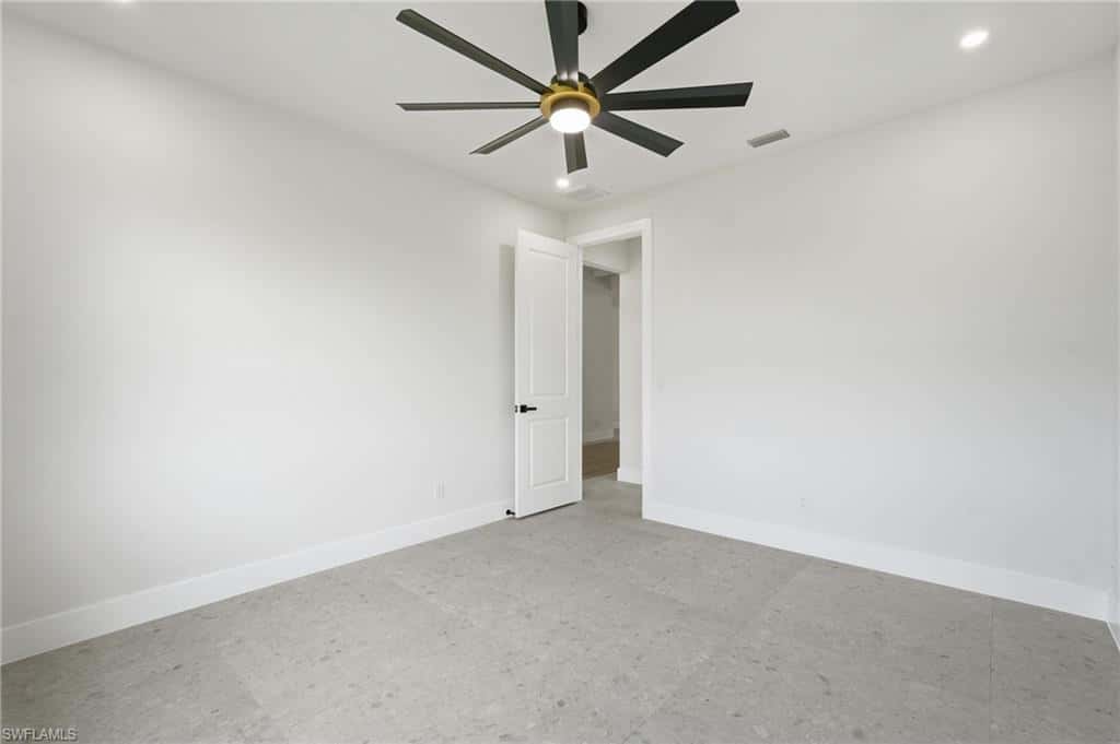 325 15th Ter, Cape Coral, photo 27