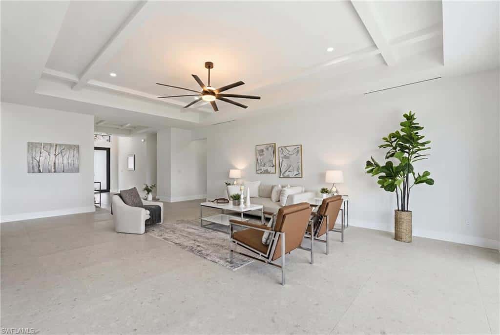 325 15th Ter, Cape Coral, photo 6