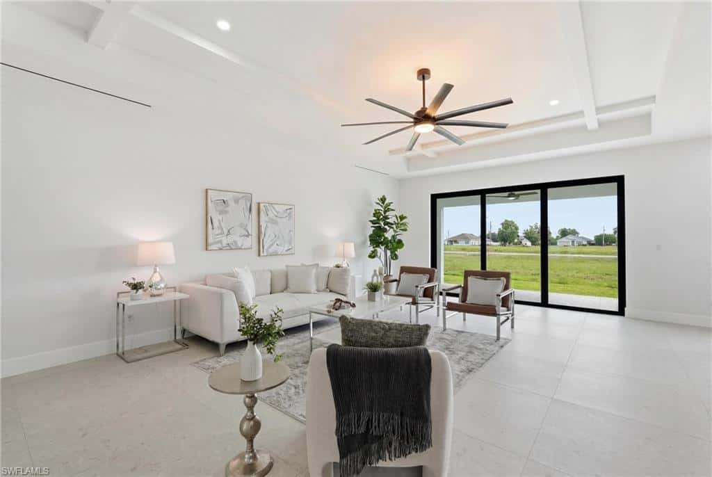 325 15th Ter, Cape Coral, photo 9
