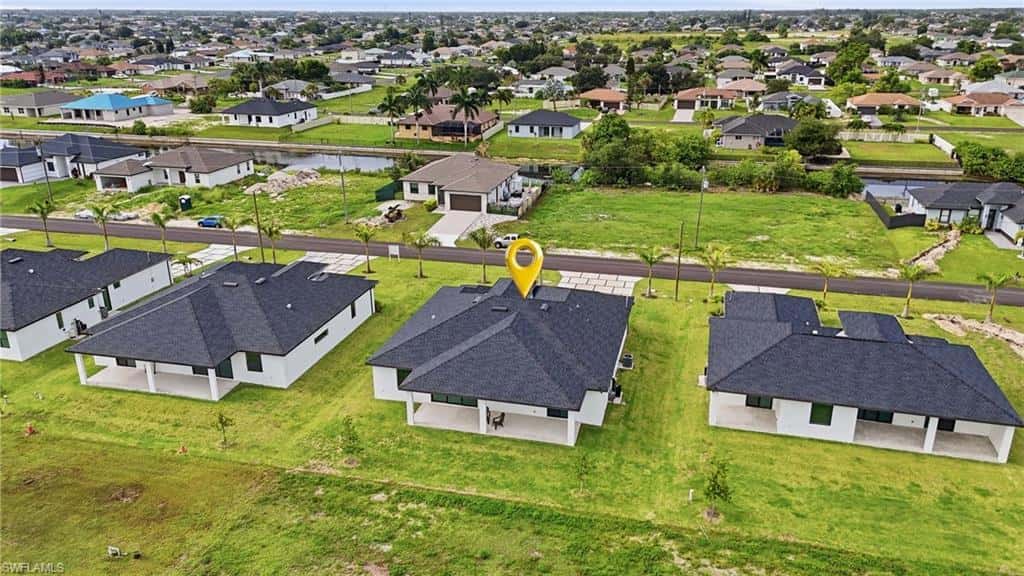 325 15th Ter, Cape Coral, photo 34