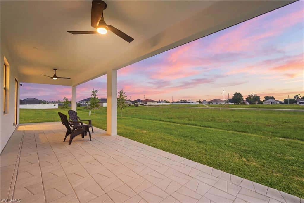 325 15th Ter, Cape Coral, photo 4