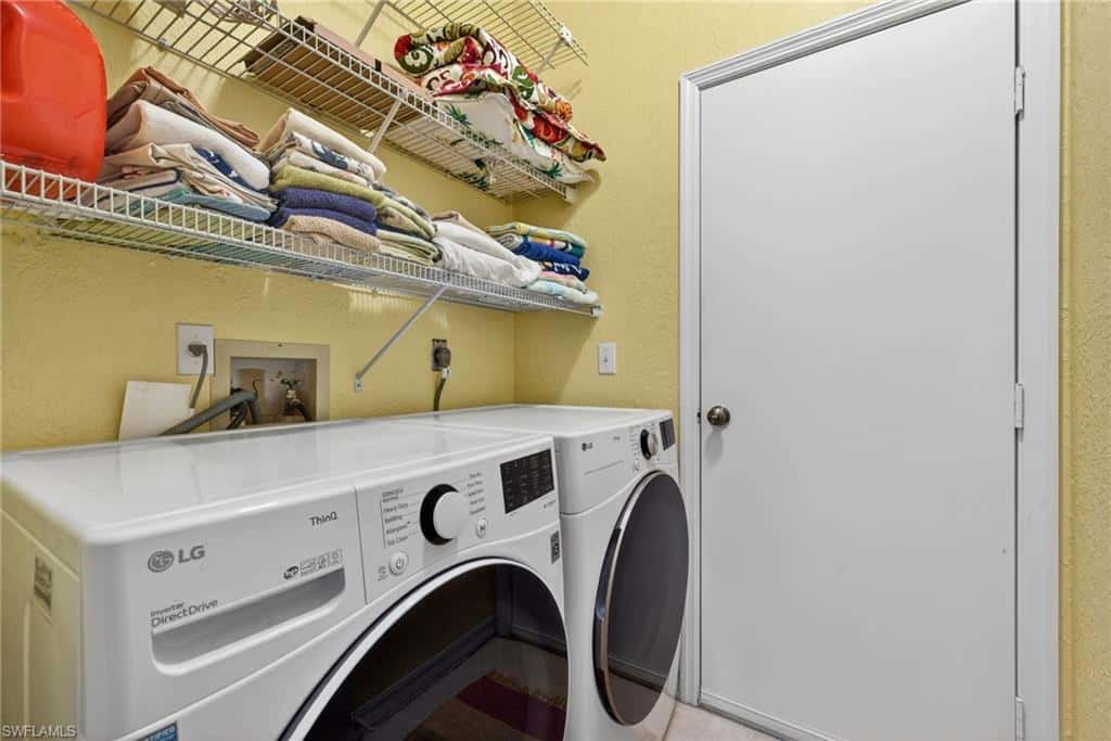 290 Emerald Bay Cir #l7, Naples, photo 14