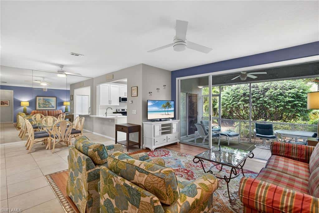 290 Emerald Bay Cir #l7, Naples, photo 4