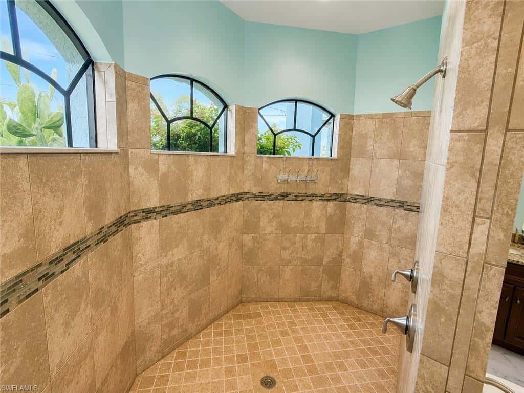 2123 41st Pl, Cape Coral, photo 9
