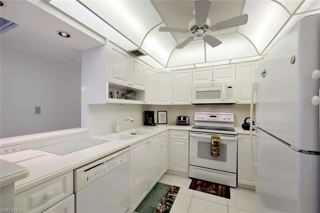 320 Seaview Ct #307, Marco Island, photo 10