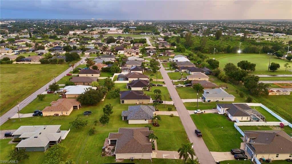 1305 22nd Pl, Cape Coral, photo 30