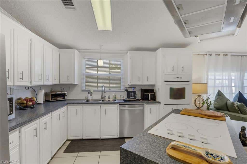114 Audubon Rd, Naples, photo 8