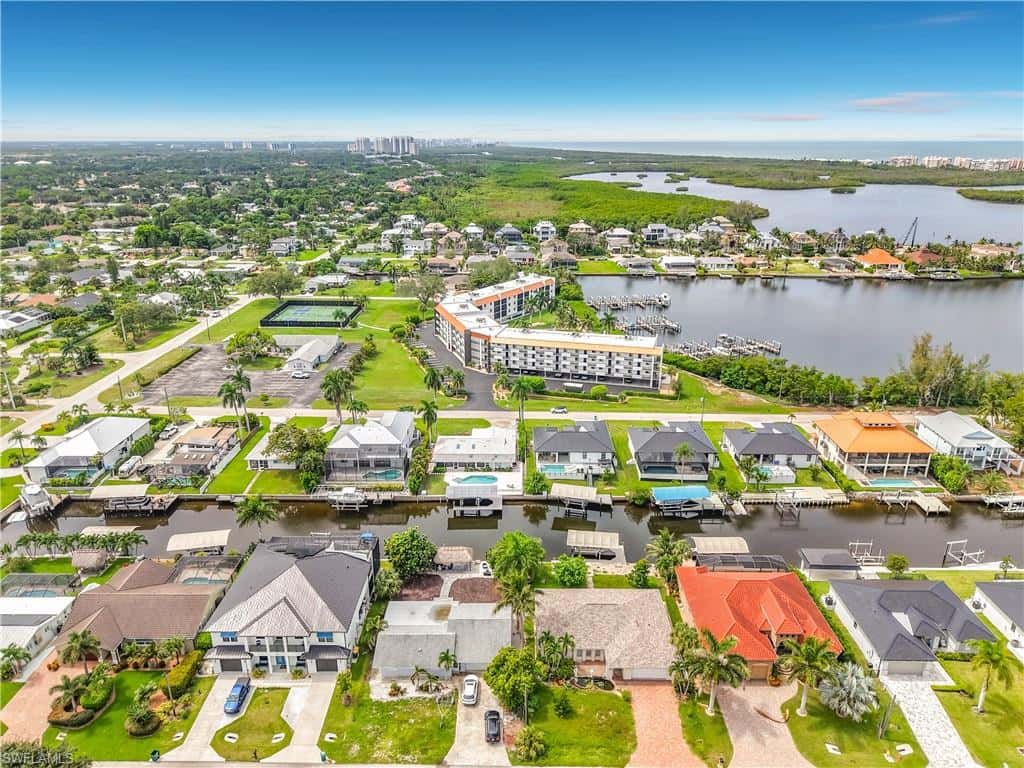 225 3rd St, Bonita Springs, photo 5