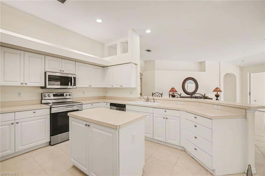 10274 Cape Roman Rd #102, Estero, photo 31