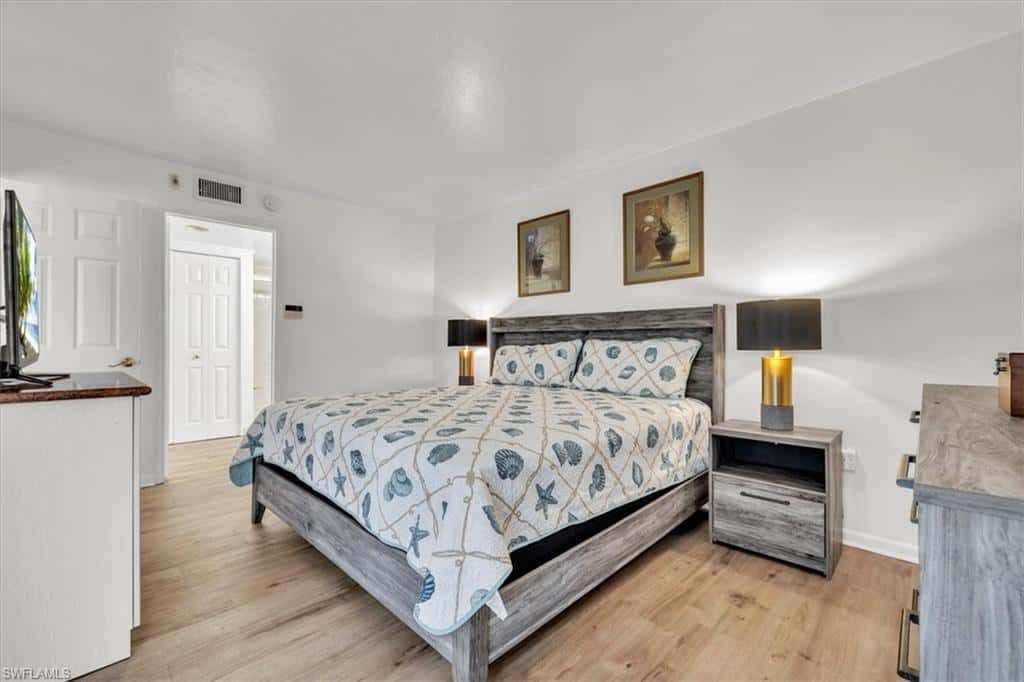 271 Southbay Dr #241, Naples, photo 17